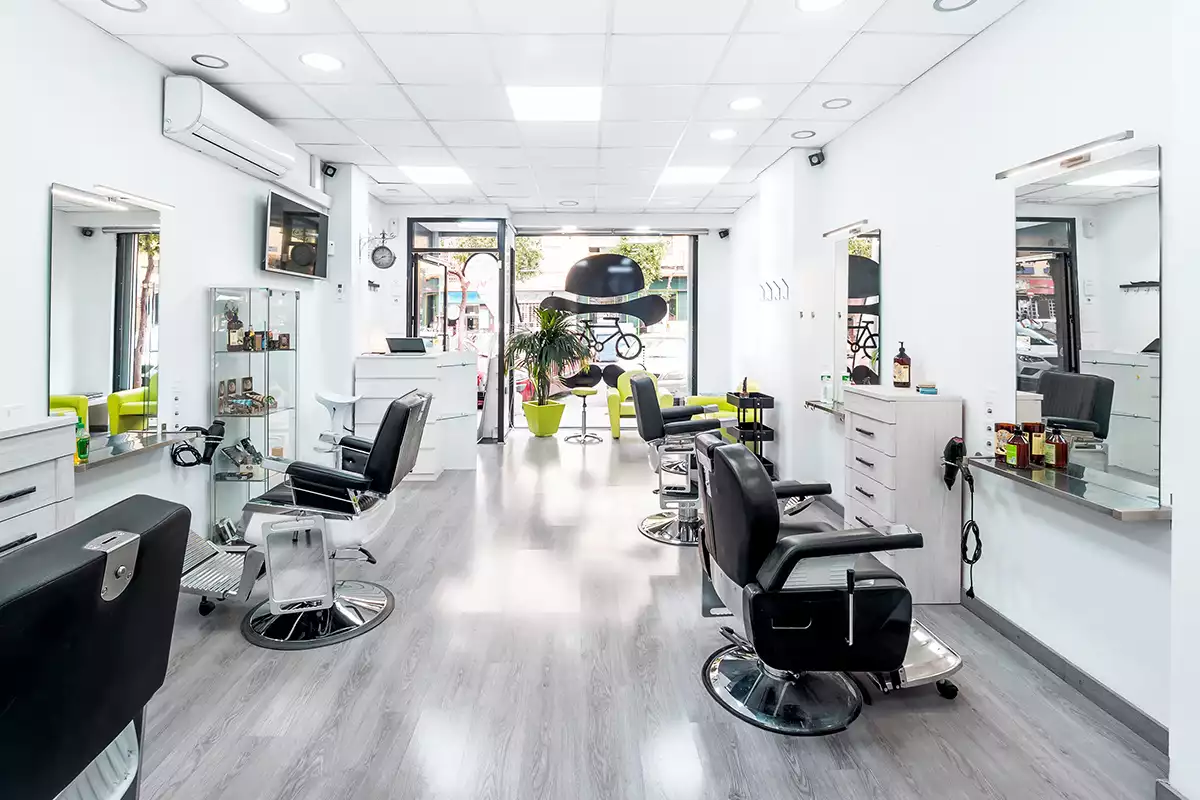 What's Inside the High End Luxury Barber Shop